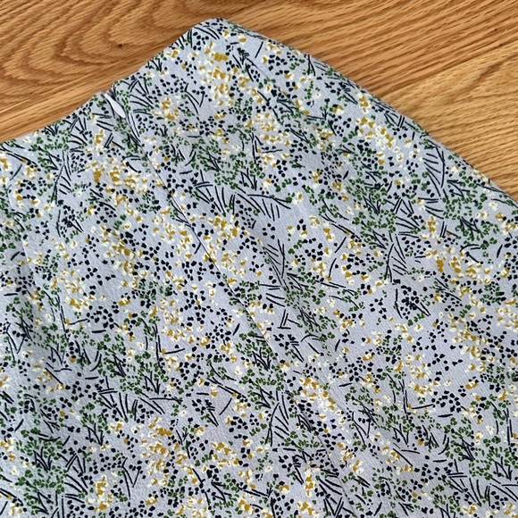 Floral skirt - Picture 3 of 4